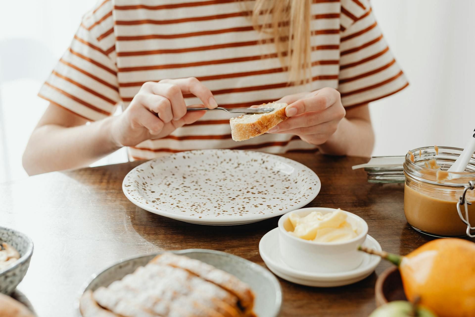 (Image via Pexels/Karolina Grabowska)